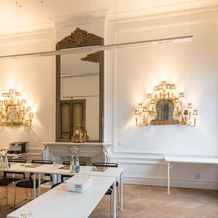 Hotel Gravensteen 3*